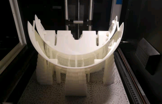 為什么要選擇SLA 3D打印機？使用SLA 3D打印機的好處有哪些？